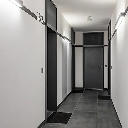 Superapart Siedmiogrodzka 3 وارسو